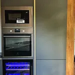 Modern With Balcony & View Apartament