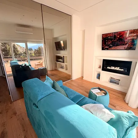 Apartment Modern With Balcony & View *